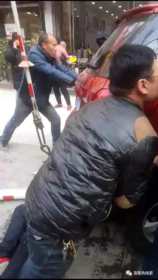 beat·365-
有一种励志叫潘德夫:国家队生涯19年 他终于能到场欧洲杯了(图10) beat365亚洲体育官方网站