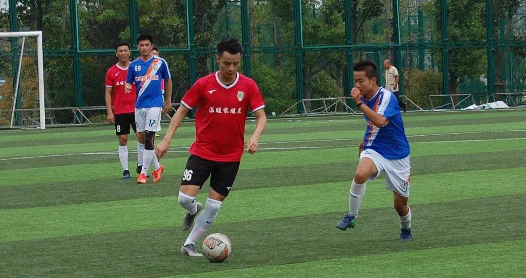 ‘beat365亚洲体育官方网站’
魅力之夜2020赛季贵阳业余足球甲级联赛 光合·π0(图7) ‘beat365亚洲体育官方网站’
魅力之夜2020赛季贵阳业余足球甲级联赛 光合·π0(图7)